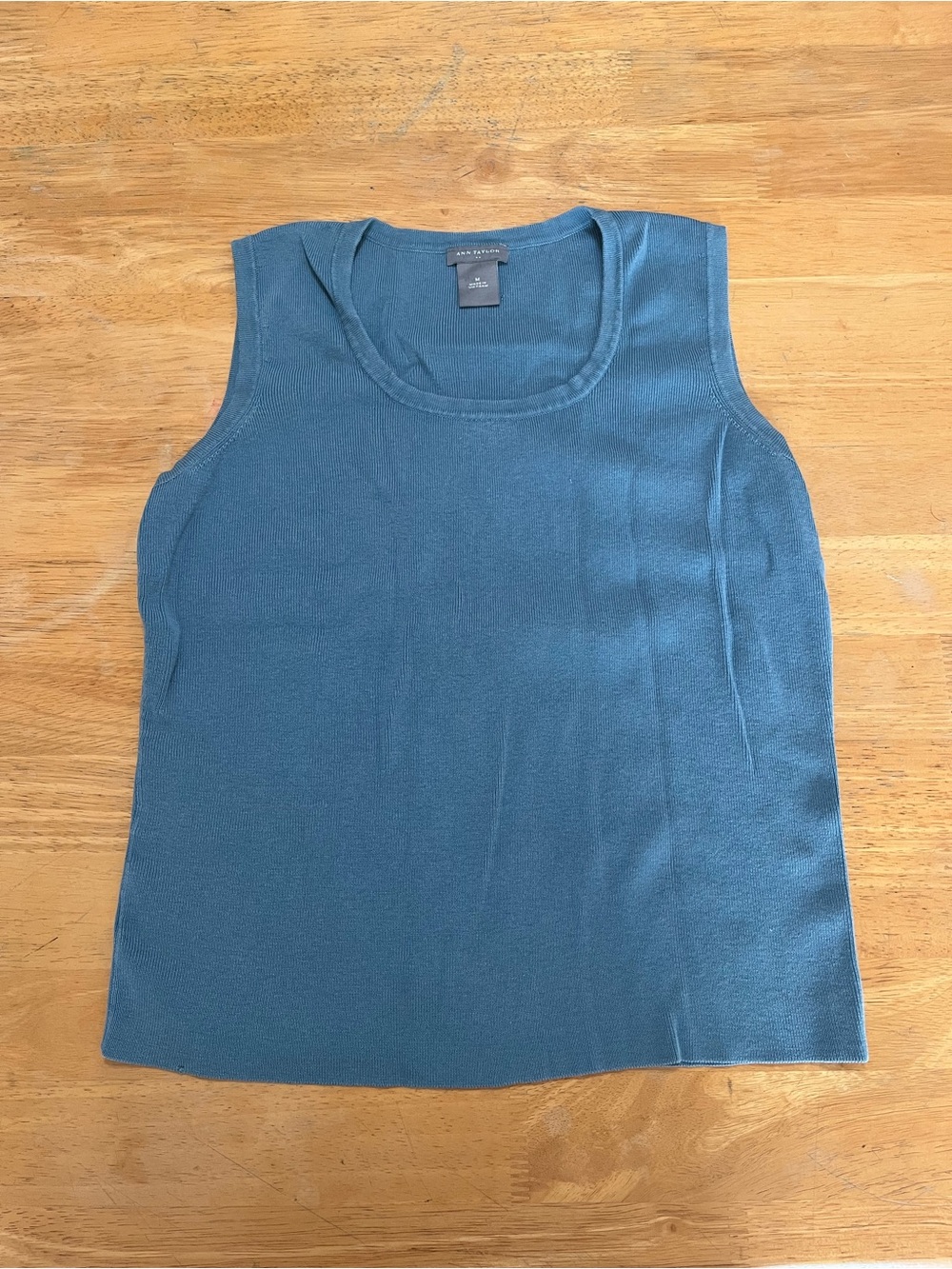 Ann Taylor Teal Sleeveless Scoop Neck Knit Tank